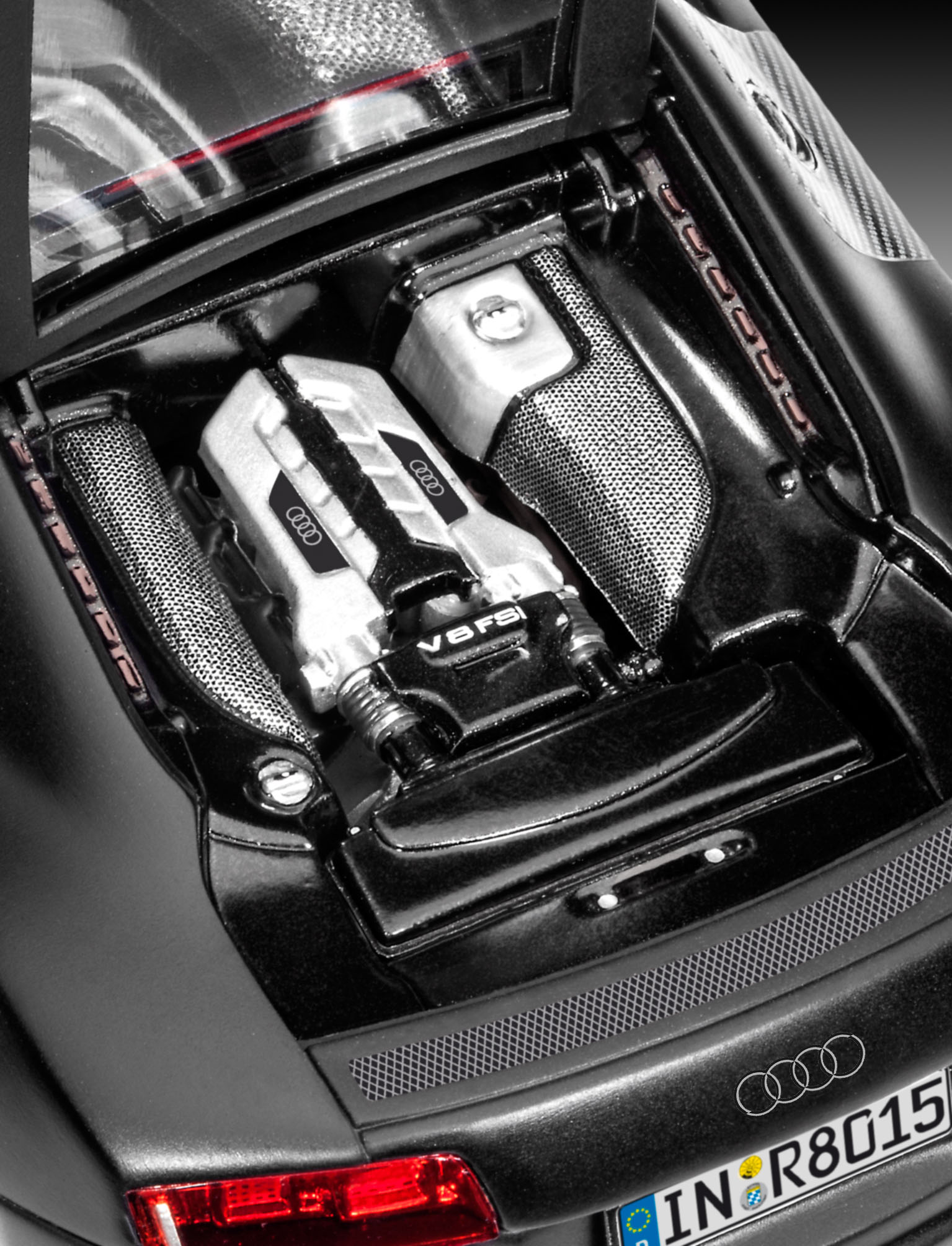 Revell 1:24 Audi R8 RE07057 - Afbeelding 4