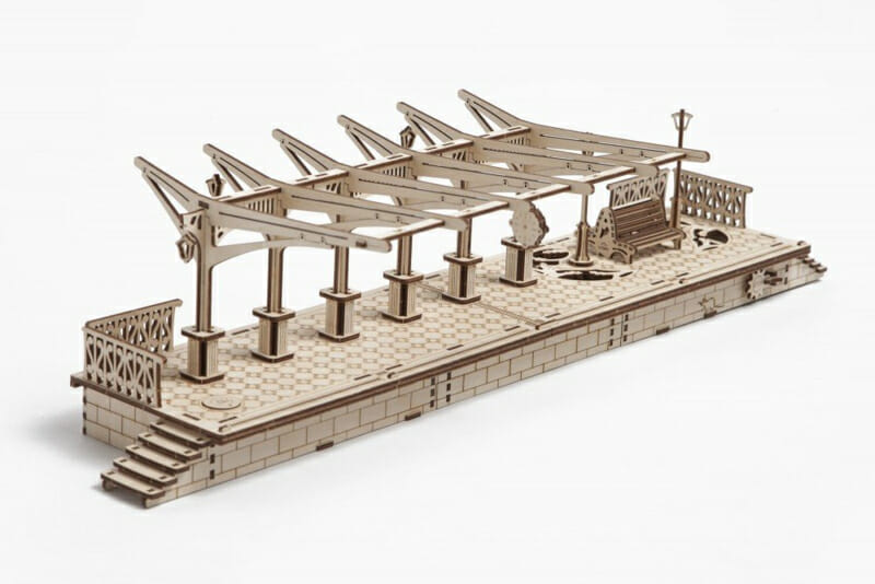 Ugears Trein Station UG70013