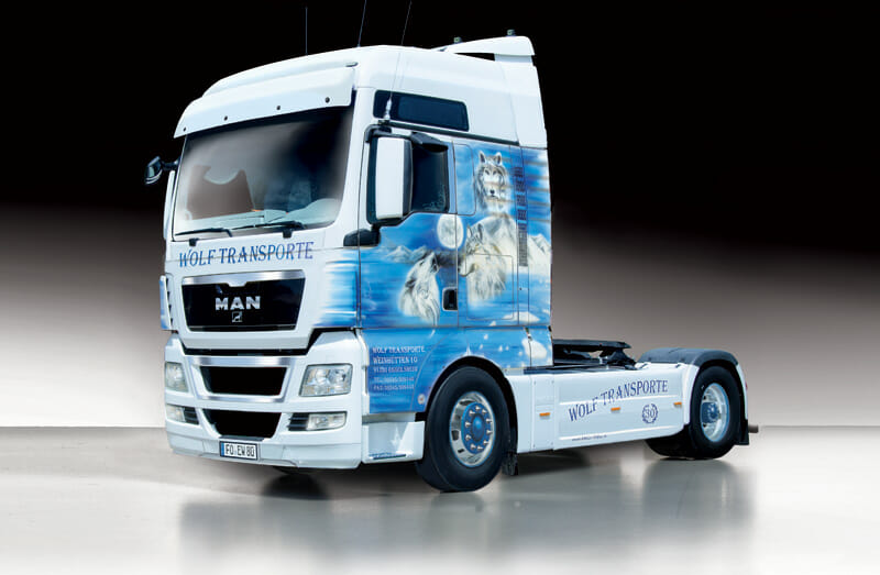 Italeri 1:24 MAN TGX XXL " Wolf Transporte " IT3921