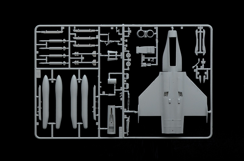Italeri 1:72 Rafale M Operations Exterieures 2011 IT1319 - Afbeelding 3