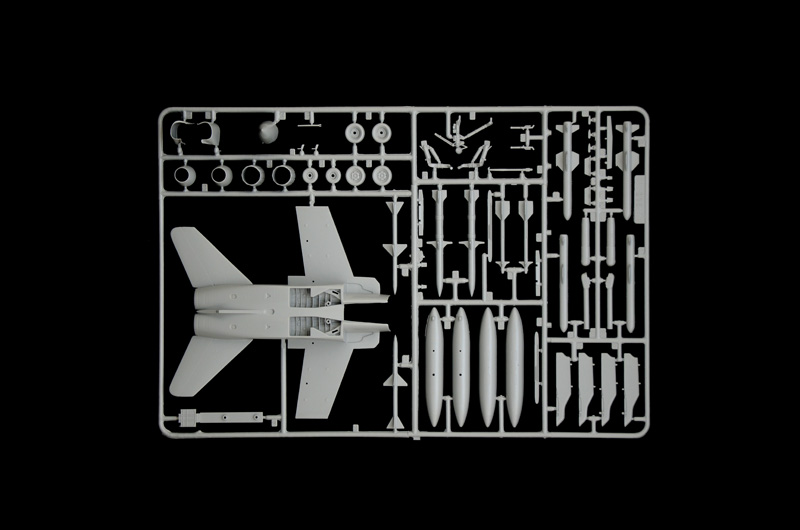 Italeri 1:72 F / A-18 Hornet Swiss Air IT1385 - Afbeelding 4