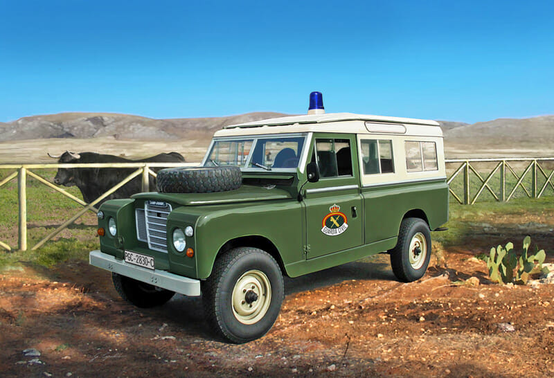 Italeri 1:35 Land Rover Series III 109 " Guardia Civil " IT6542