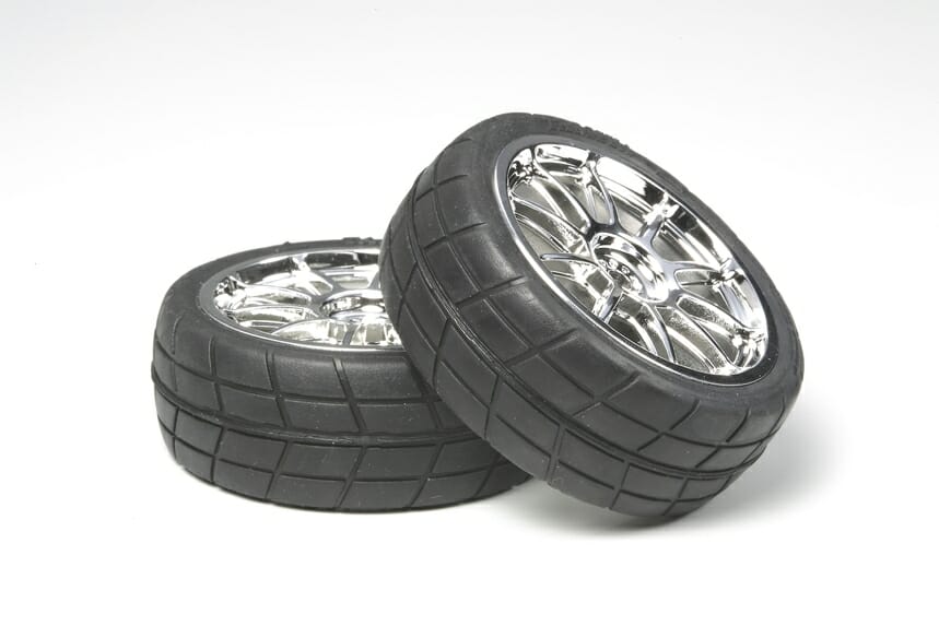 Tamiya 1:10 10-Spoke Metal Plated Wheels w/Cemented Radial Tire ( 2 stuks ) TAM53956