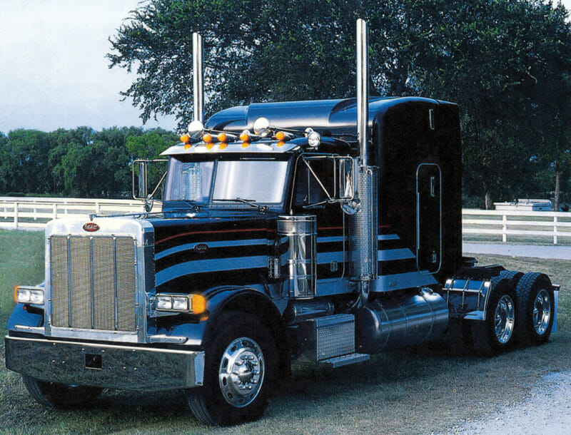 Italeri 1:24 Peterbilt Model 378 Long Hauer IT3857
