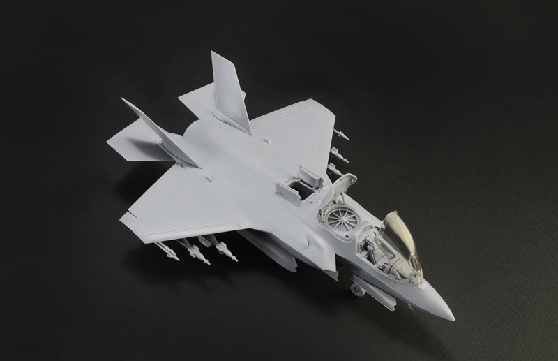 Italeri 1:72 F-35 B Lightning II STOVL Version IT1425 - Afbeelding 6