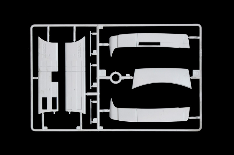 Italeri 1:24 Iveco Hi-Way E5 Abarth IT3934 - Afbeelding 2