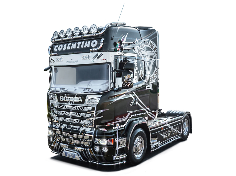 Italeri 1:24 Scania R730 Streamline IT3952