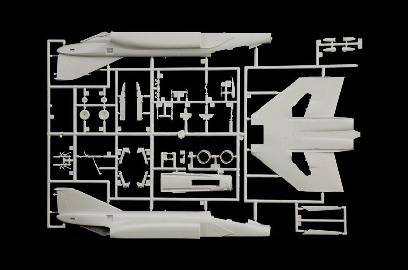 Italeri 1:72 F-4 E/F Phantom II IT1448 - Afbeelding 5