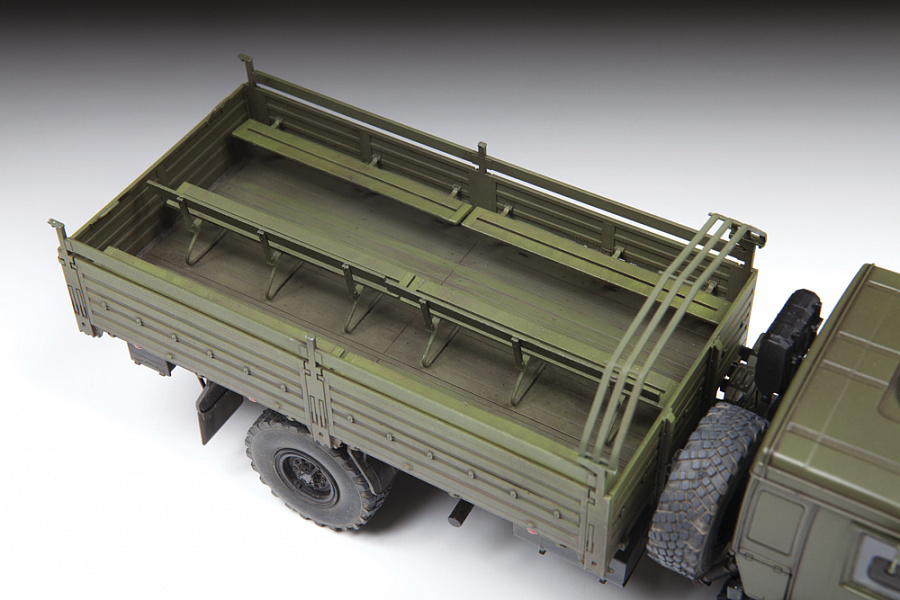 Zvezda 1:35 Russian 2-Axle Military Truck K-4350 ZV3692 - Afbeelding 3