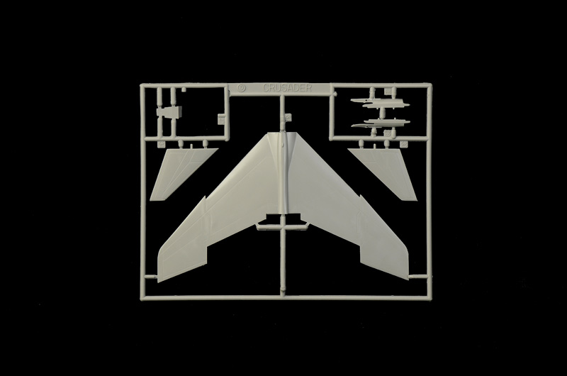 Italeri 1:72 F-8E Crusader IT1456 - Afbeelding 3
