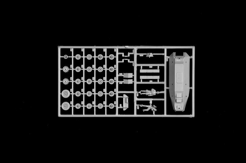 Italeri 1:72 Sd.Kfz.251/10 Schutzenpanzerwagen 3.7 cm PAK IT7079 - Afbeelding 2