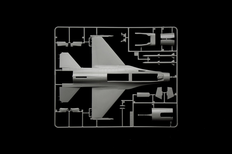 Italeri 1:48 F-16C Fighting Falcon IT2825 - Afbeelding 6