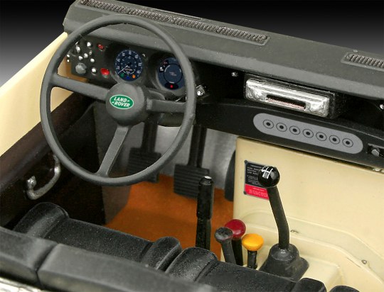 Revell 1:24 Land Rover Series III LWB RE07056 - Afbeelding 4