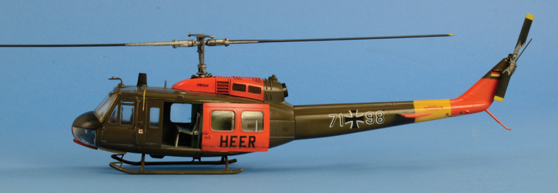 Italeri 1:48 Bell UH-1D Iroquois IT849 - Afbeelding 2