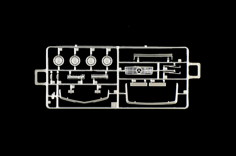 Italeri 1:24 Mercedes-Benz 500 SLC IT3633 - Afbeelding 5