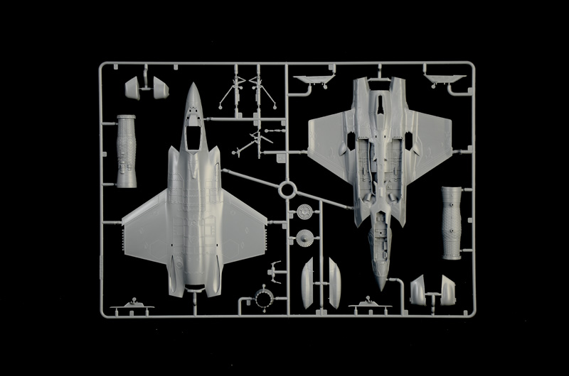 Italeri 1:72 F-35 C Lightning II CATOBAR Version IT1469 - Afbeelding 5