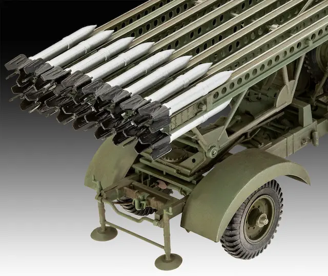 Revell 1:35 BM-13-16 Katyusha / Cargo W.O.T. 8 RE03338 - Afbeelding 3