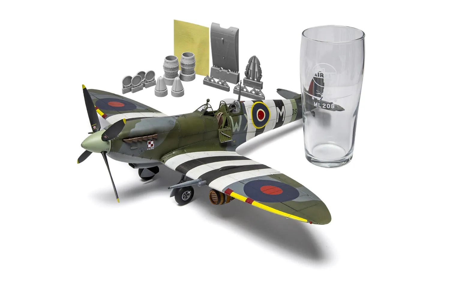 Airfix 1:24 Supermarine Spitfire Mk.IXc - Flying Dray A17001A